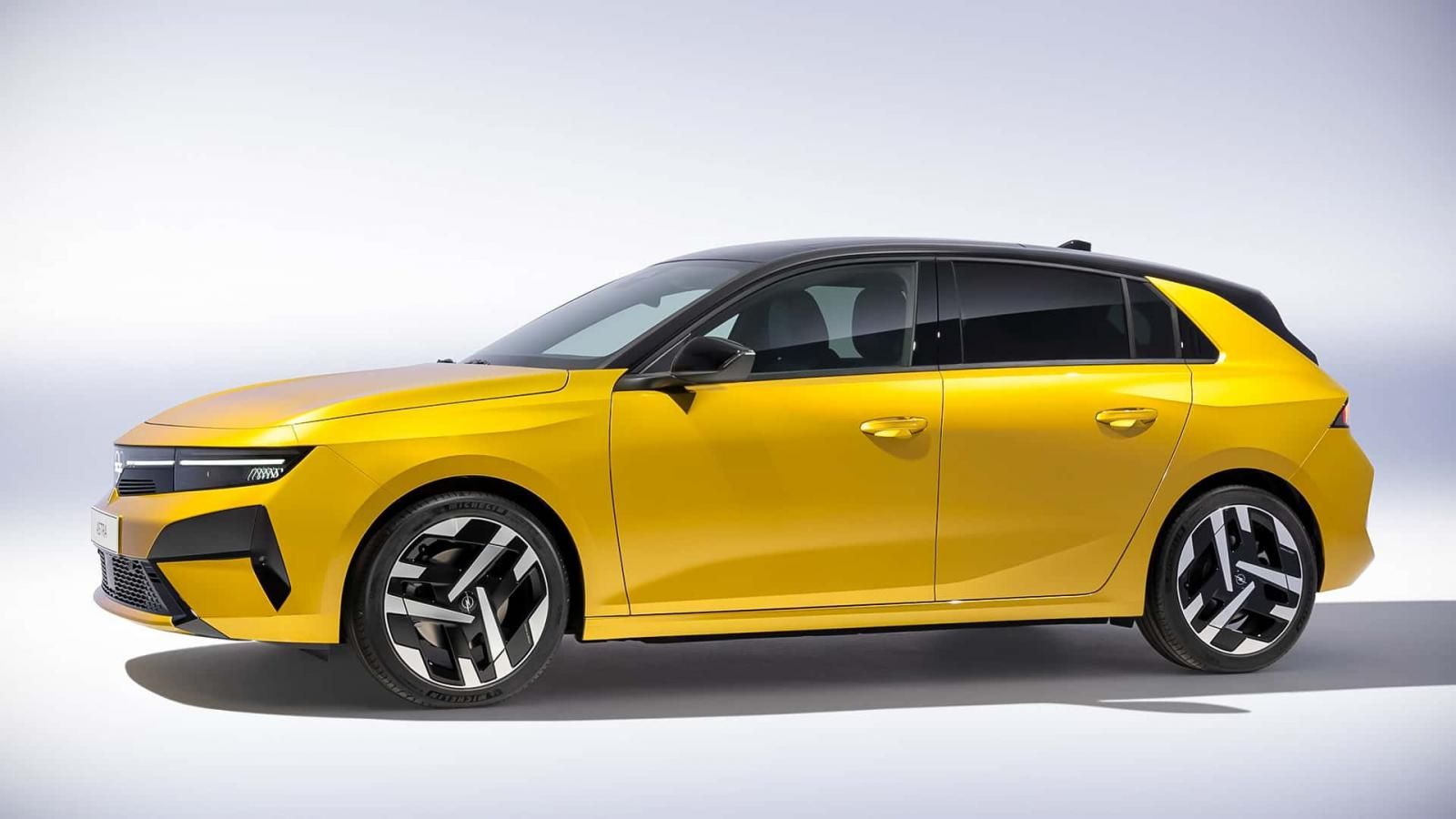 Αυτό είναι το ανανεωμένο Opel Astra
